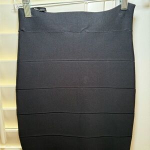 BCBG BLACK BANDAGE SKIRT